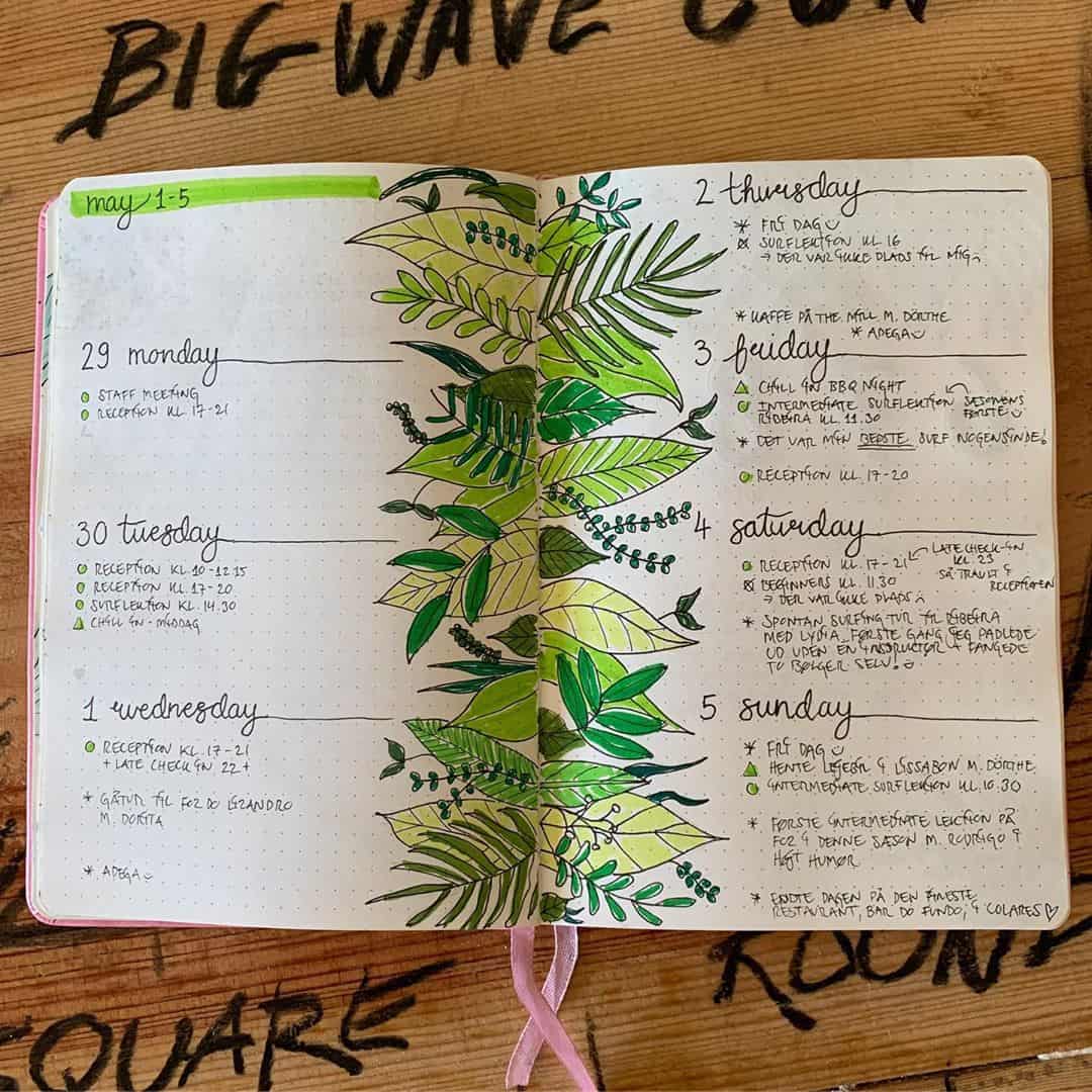 Kathrine Rostrup - Instagram - Horizontal Weekly Spread