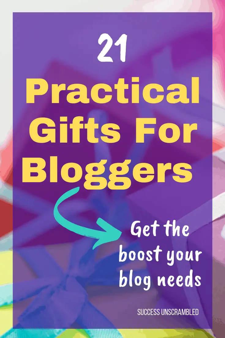 21 Practical Gifts for Bloggers