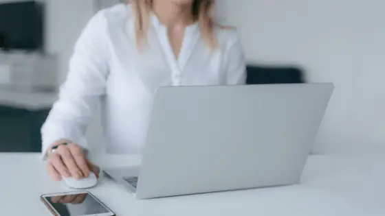 woman working laptop